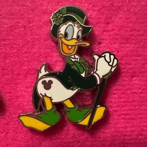 ✨3 for $32✨ St. Patrick’s Day Donald Mystery Pin